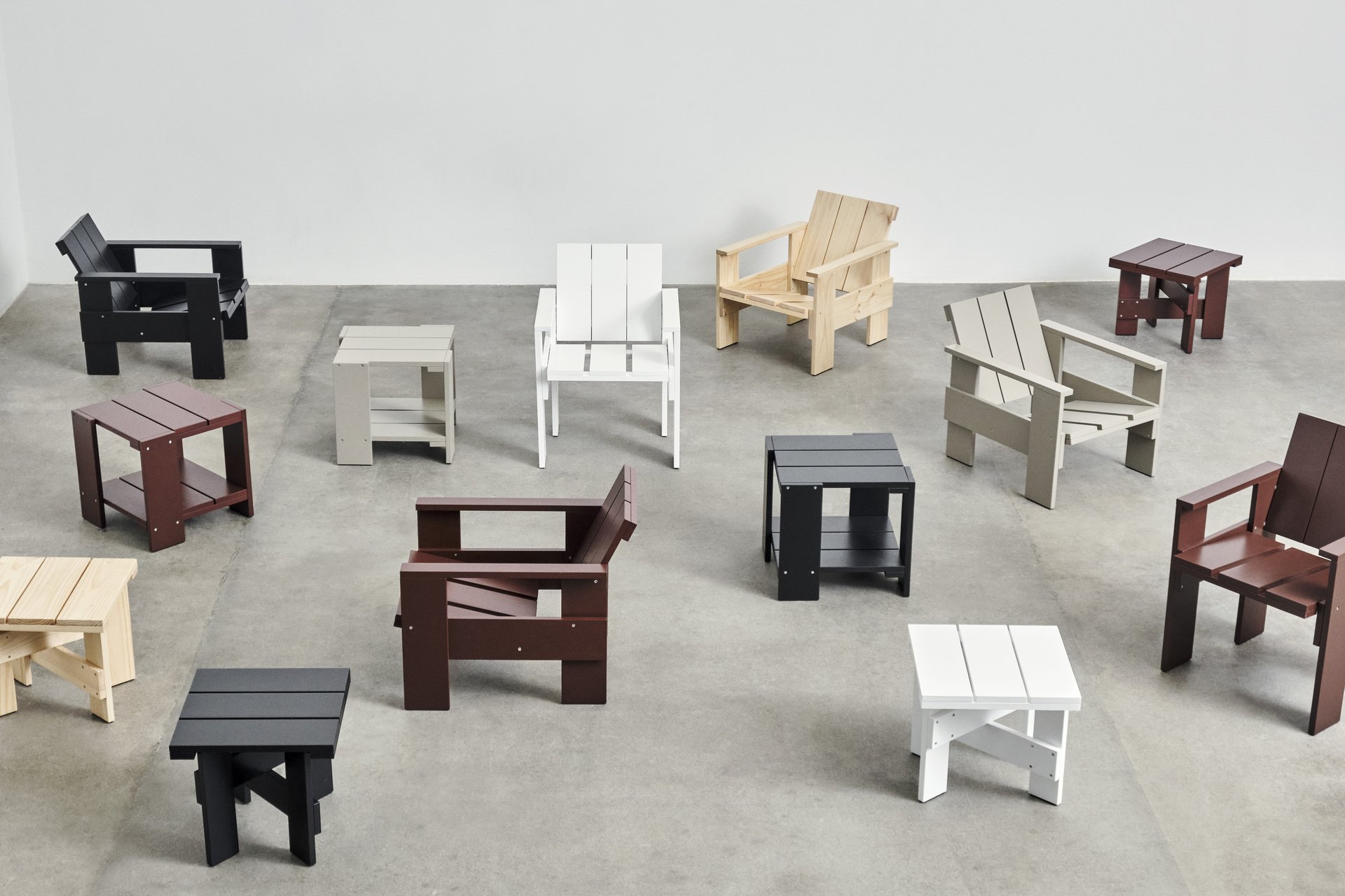 Crate family 02.jpg