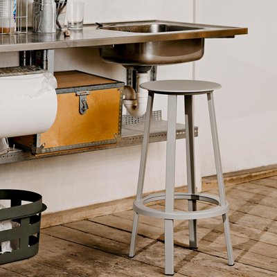 revolver-bar-stool_910x1100_brandmastermodel.jpg